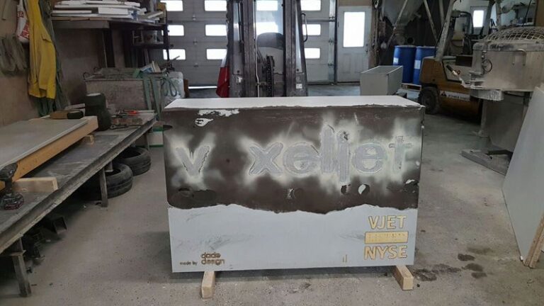 The voxeljet company stone after removing the conventional formwork