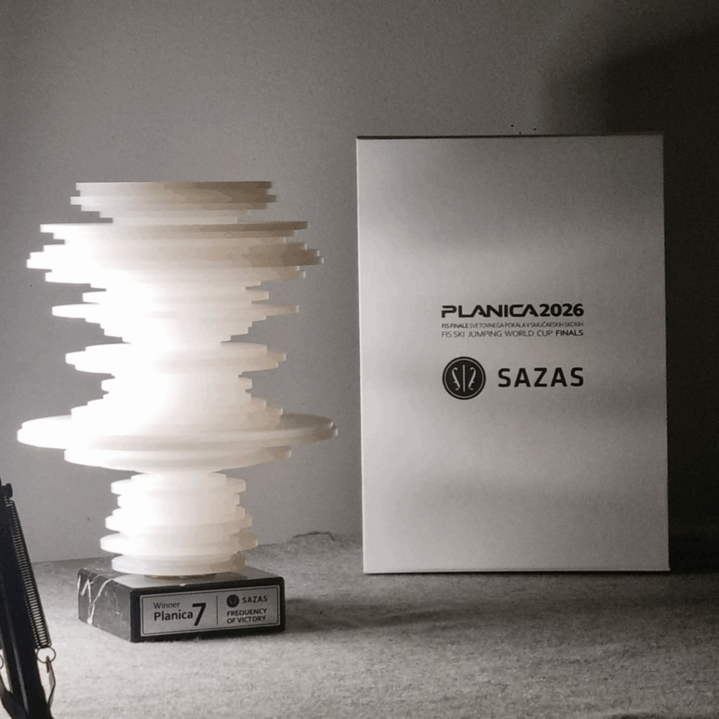 Trofeja Planica izdelana v Chemets